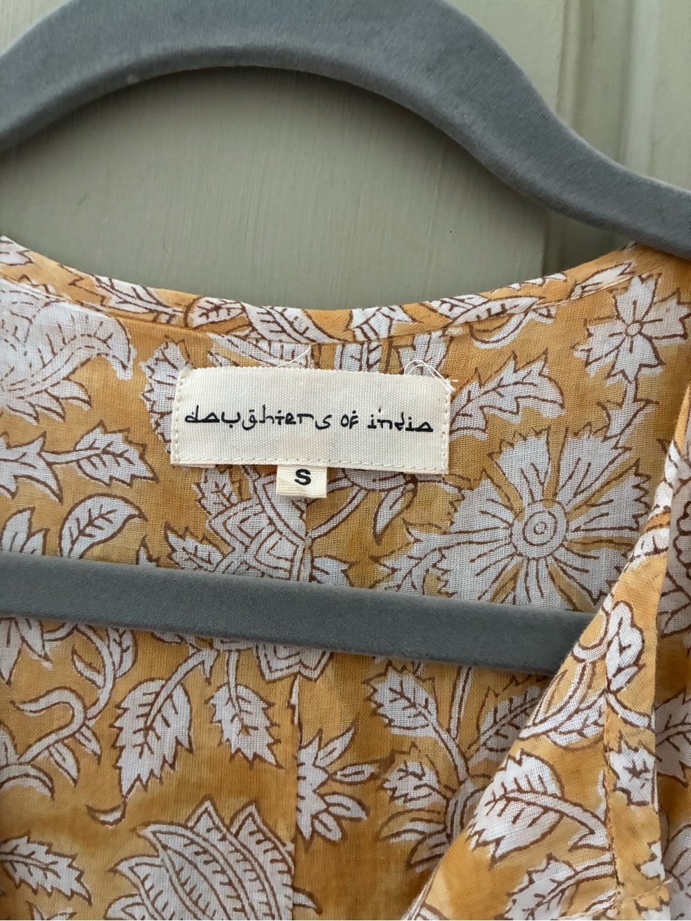 DAUGHTERS OF INDIA KYRA DRESS IN CUMIN SZ S - Picture 7 of 10